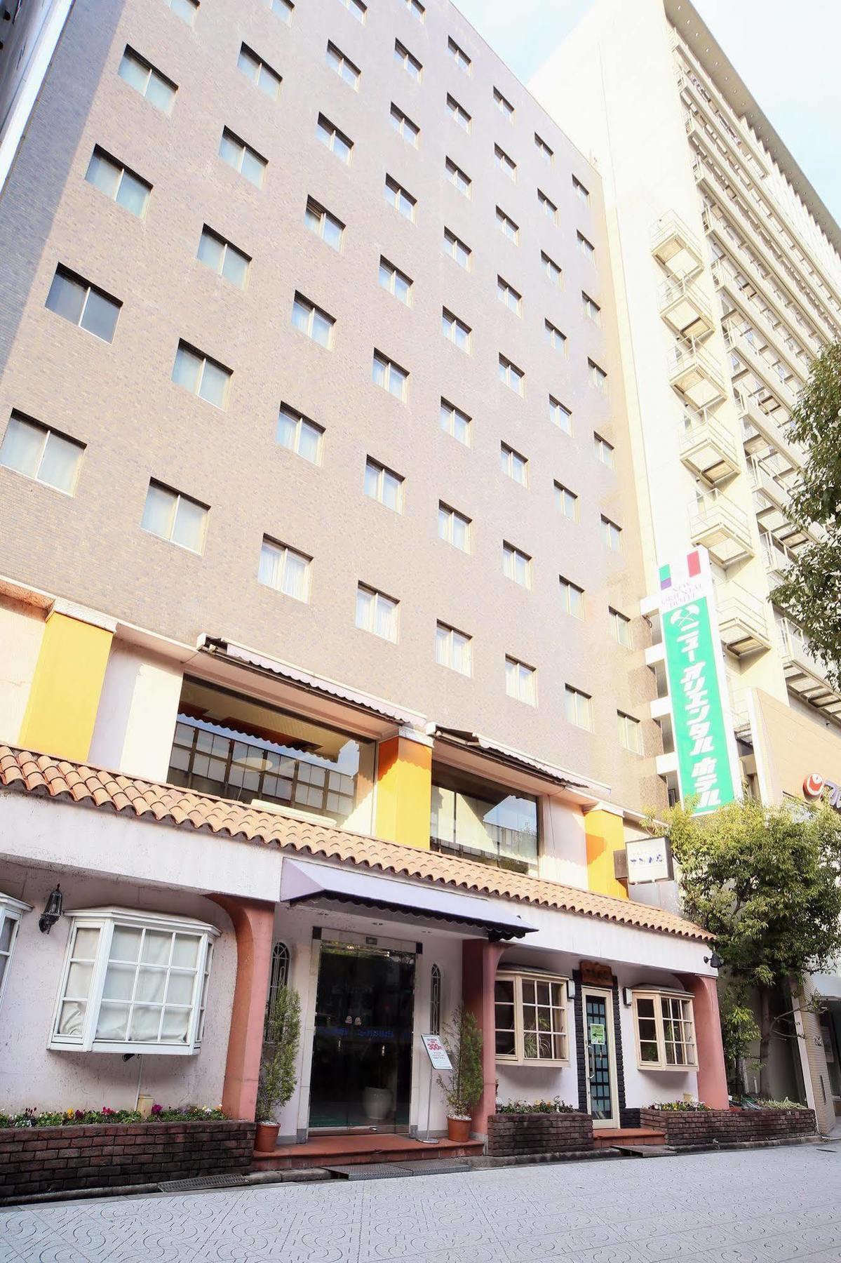 Humour Resort New Oriental Hotel Osaka Exterior photo